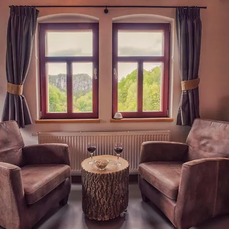 Richter Lodge